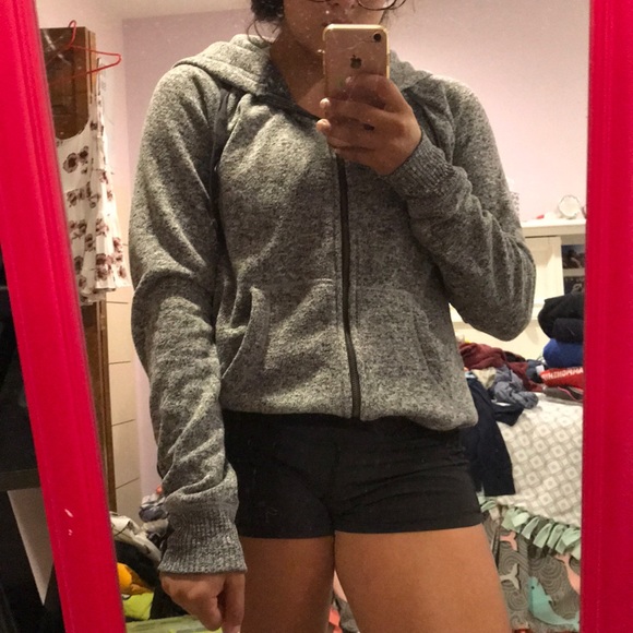 soft zip up! - Picture 4 of 5